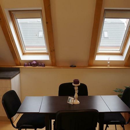 Leisure Apartmens Brasov Appartamento Esterno foto