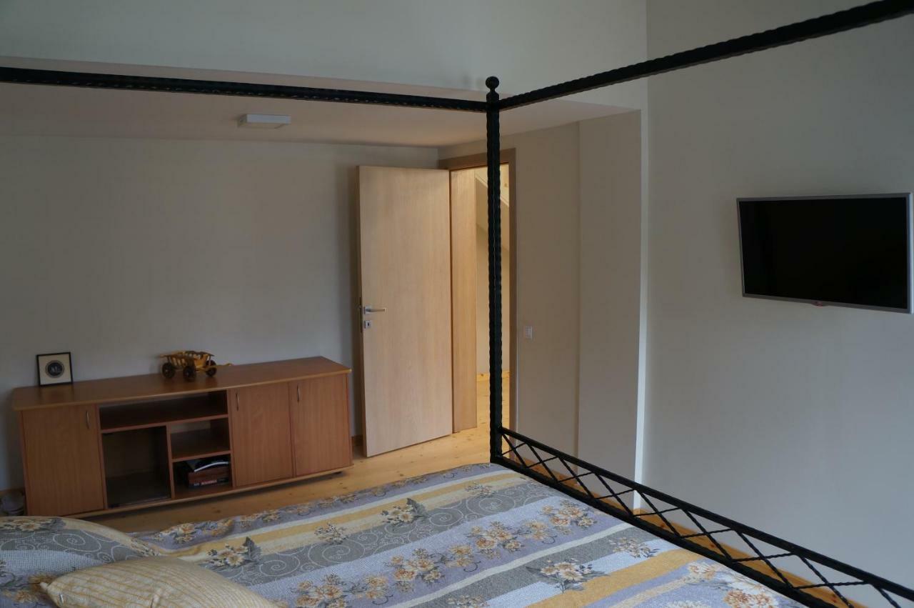 Leisure Apartmens Brasov Appartamento Esterno foto