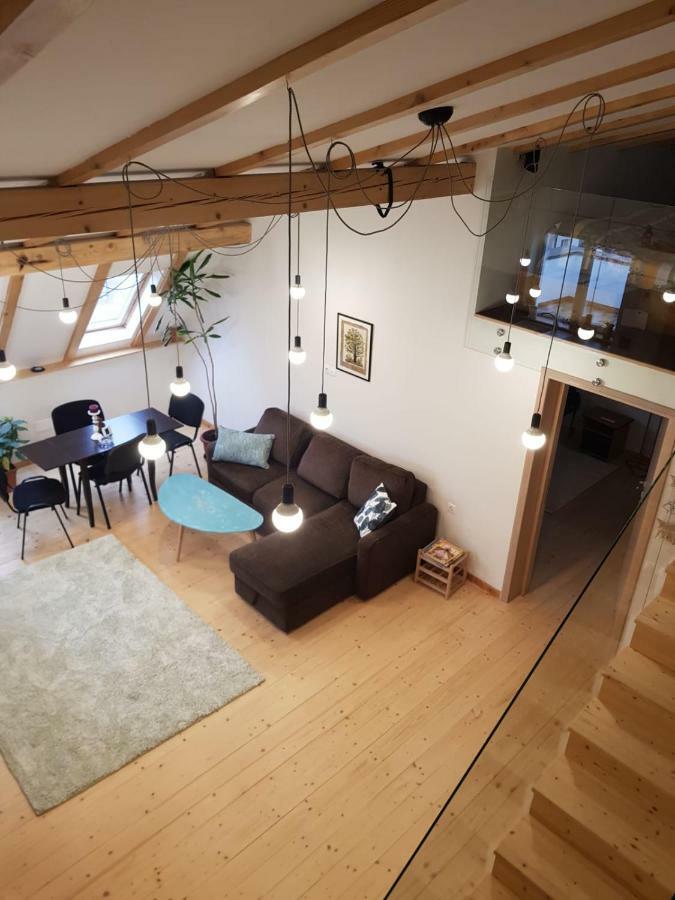 Leisure Apartmens Brasov Appartamento Esterno foto